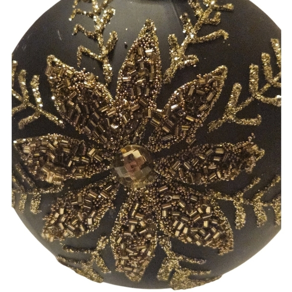 Hand Crafted Holiday Ornament Black Gold Beaded 3pc Set - Picture 9 of 17